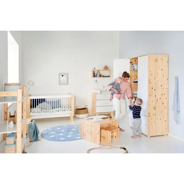 Flexa Näst Kleiderschrank 3 Türen 2 Schübe Natur/Weiß Flexa Näst Kleiderschrank 3 Türen 2 Schübe Natur/Weiß