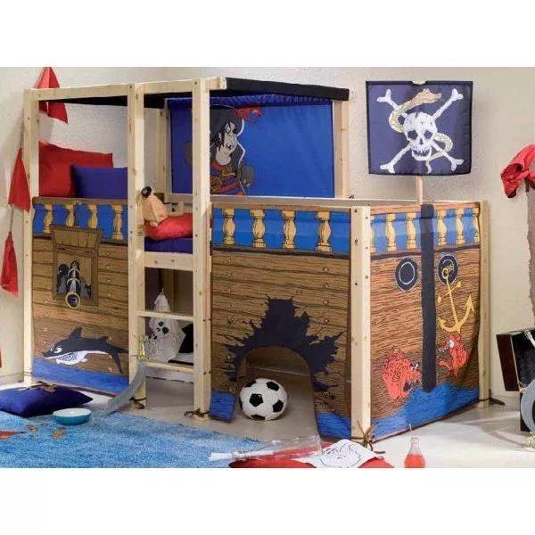 Stoffteile für Piratenschiff-Bett