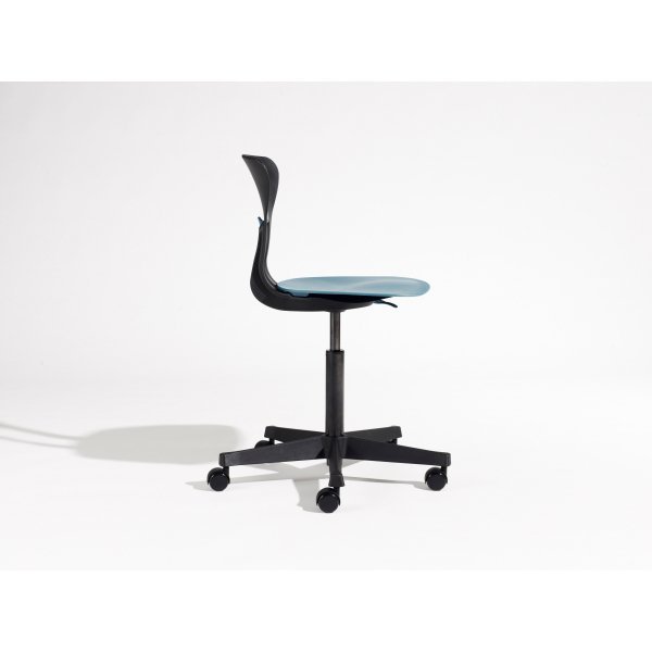 Flexa Classic "Ray" Drehstuhl in blau/schwarz Flexa Classic "Ray" Drehstuhl in blau/schwarz
