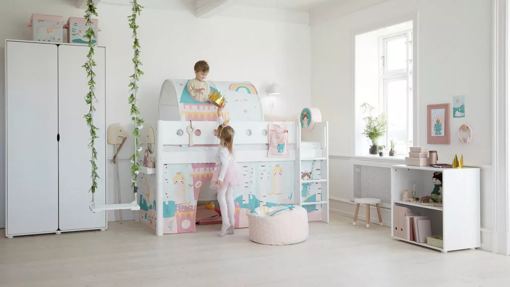 Flexa White Spielbett Hochbett Schrank Regal Sitzkissen rosa Mädchen